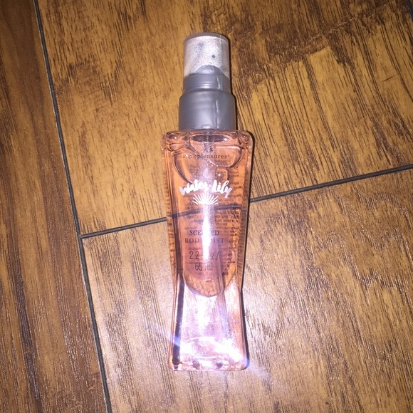 Perfumes - Picture 6 of 6